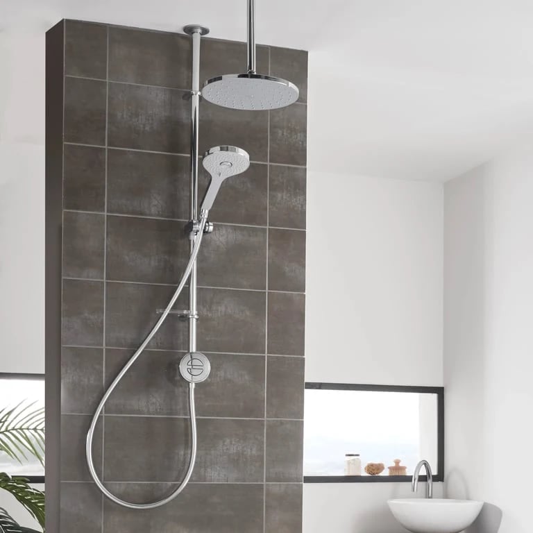 Aqualisa Unity Q Digital Shower HP/Combi UTQ.A1.EV.DVFC.23