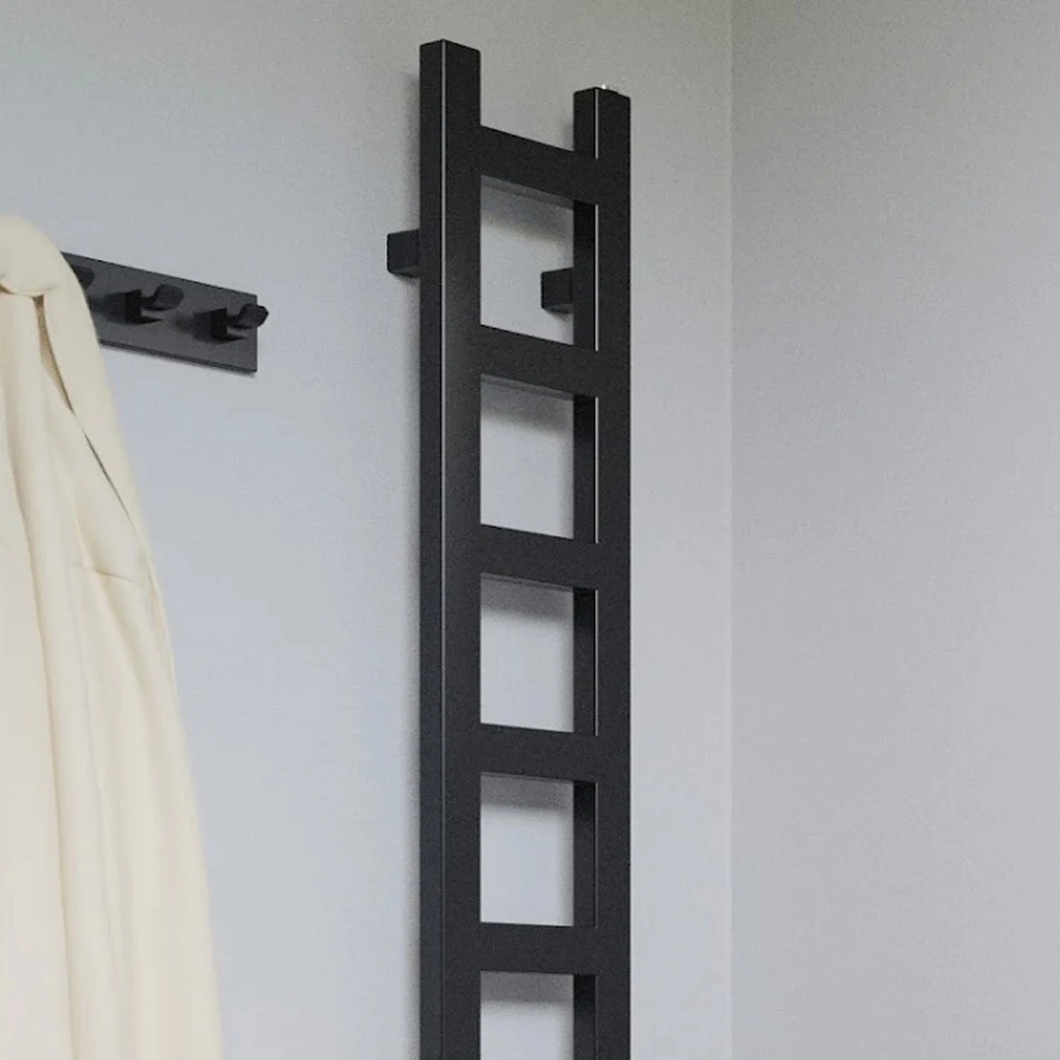Terma Easy Matt Black Heated Towel Rail 960 x 200mm