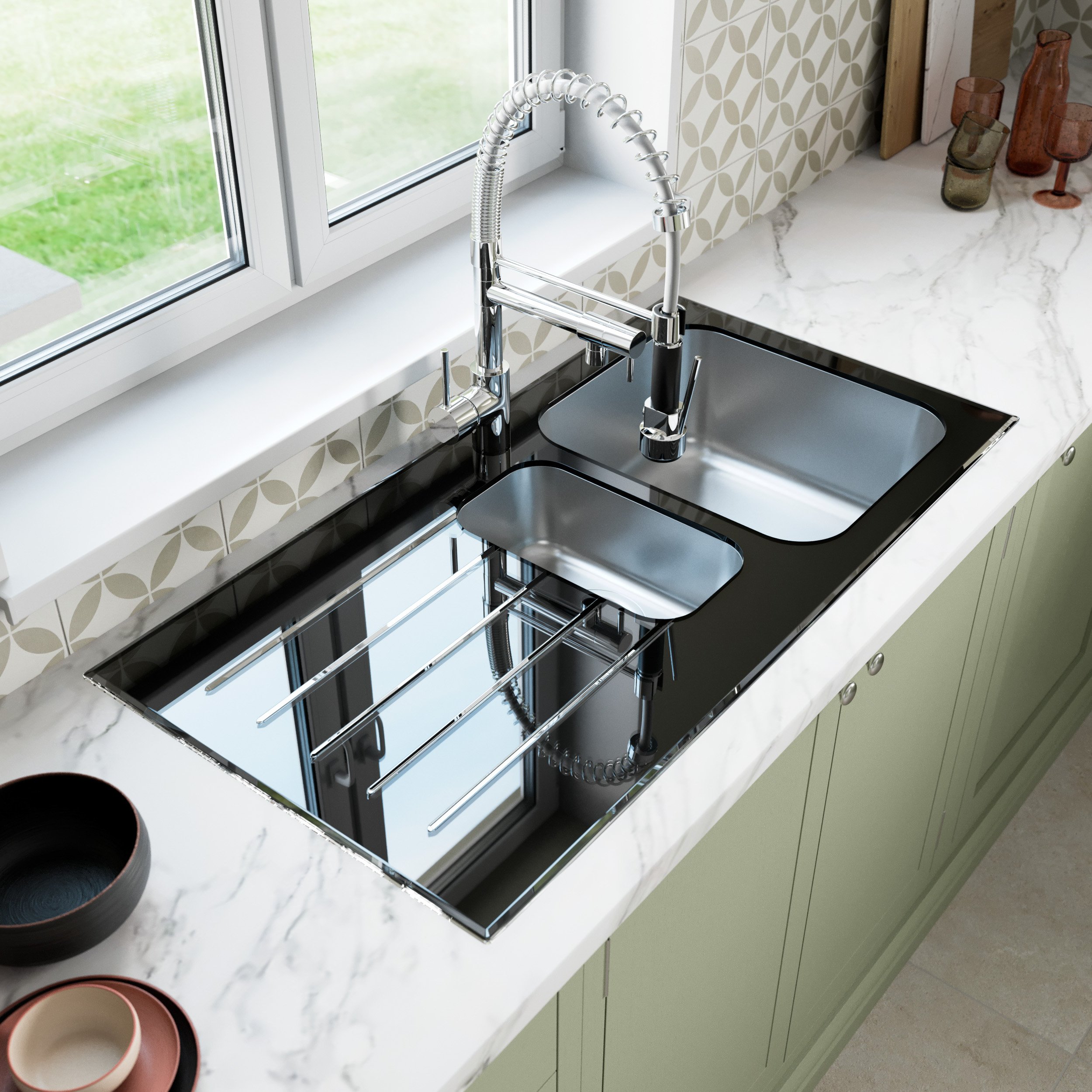 Sauber Bowl Kitchen Sink with Black Glass Surround and Left
