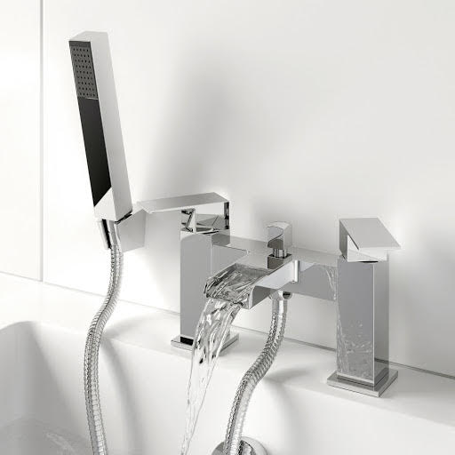 Architeckt Dakota Bath Shower Mixer Waterfall Tap Chrome