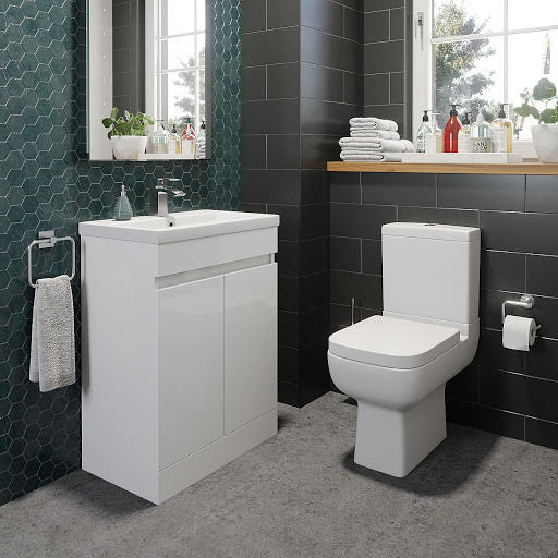 Amelie Close Coupled Toilet & Artis White Gloss Door Vanity Unit 600mm