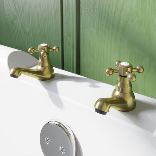 Park Lane Oxford Brass Bath Pillar Taps
